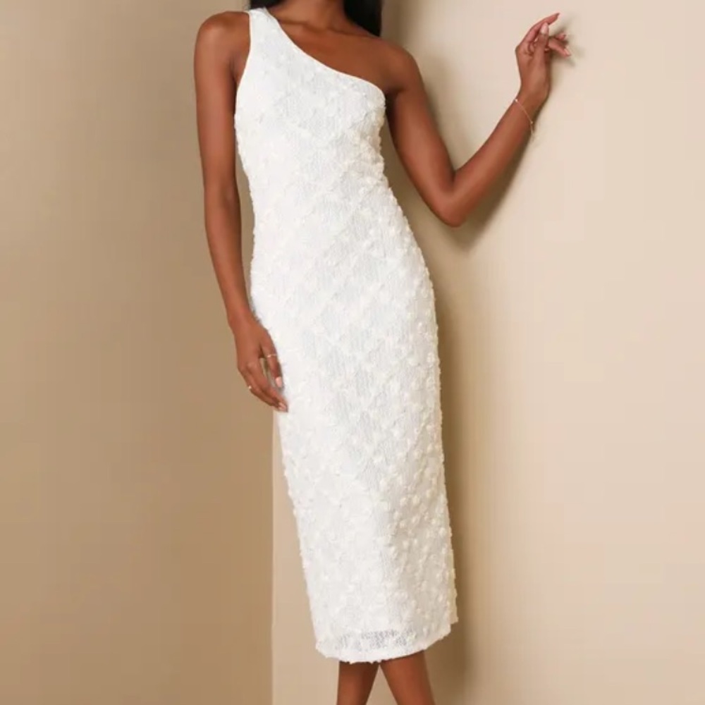 Lulu’s ivory 3d floral one shoulder midi dress